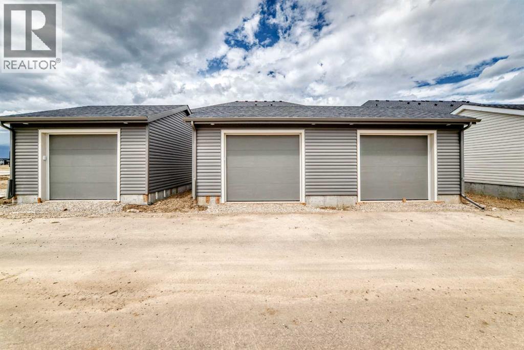 281 Heirloom Way SE, Calgary, Alberta  T3S 0K2 - Photo 31 - A2320745