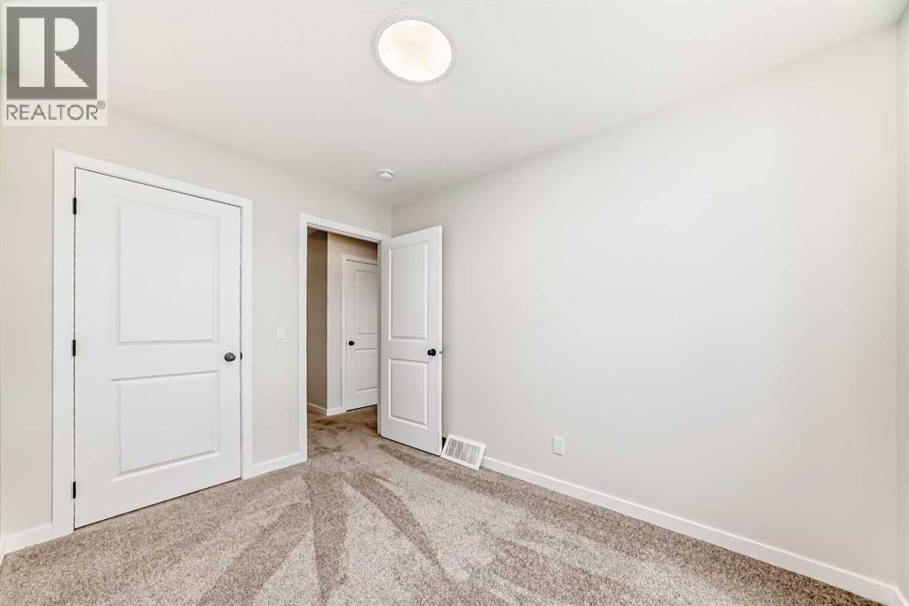 281 Heirloom Way SE, Calgary, Alberta  T3S 0K2 - Photo 21 - A2320745
