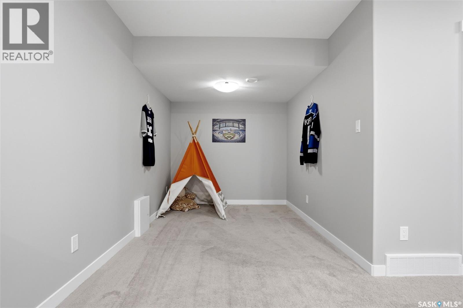 4509 E Keller Avenue, Regina, Saskatchewan  S4V 1P4 - Photo 39 - SK039917