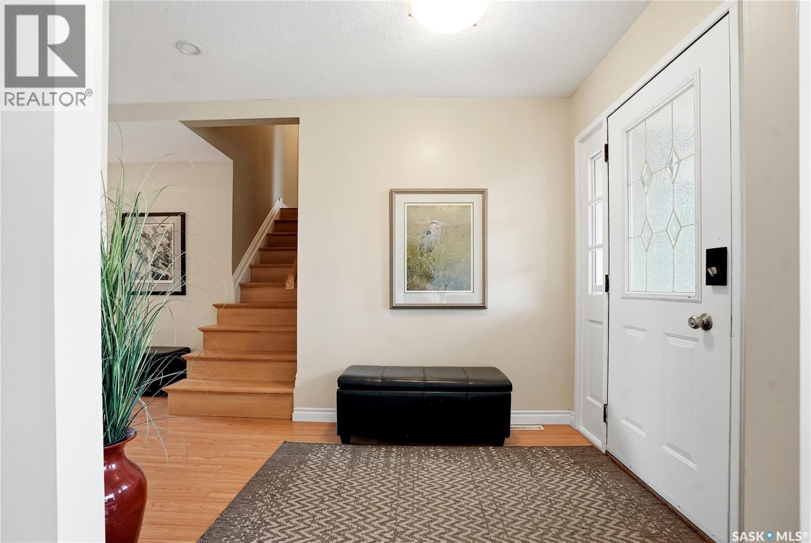 21 Neilson Crescent, Saskatoon, Saskatchewan  S7H 3N4 - Photo 3 - SK039886