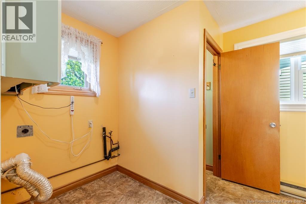 422 Sewell Street, Fredericton, New Brunswick  E3A 5E2 - Photo 35 - NB140832