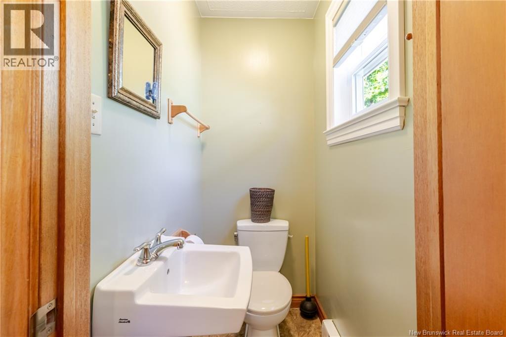 422 Sewell Street, Fredericton, New Brunswick  E3A 5E2 - Photo 36 - NB140832