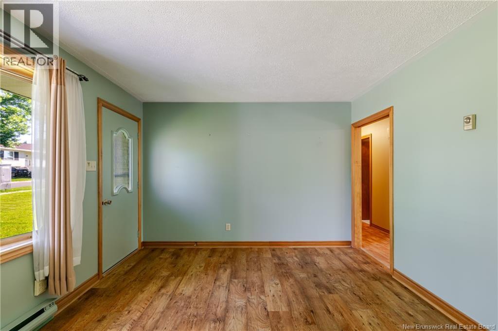 422 Sewell Street, Fredericton, New Brunswick  E3A 5E2 - Photo 7 - NB140832