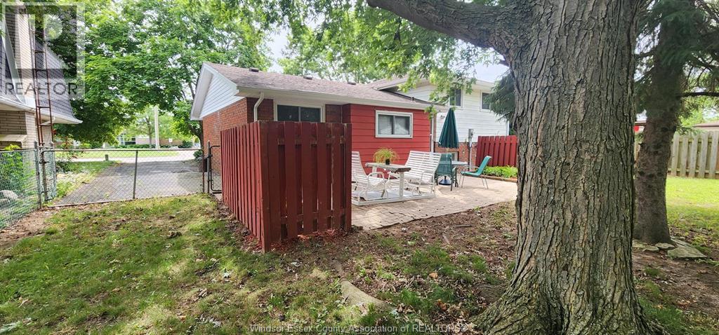 376 Fryer Street, Amherstburg, Ontario N9V 2L9 - Photo 33 - 26014537