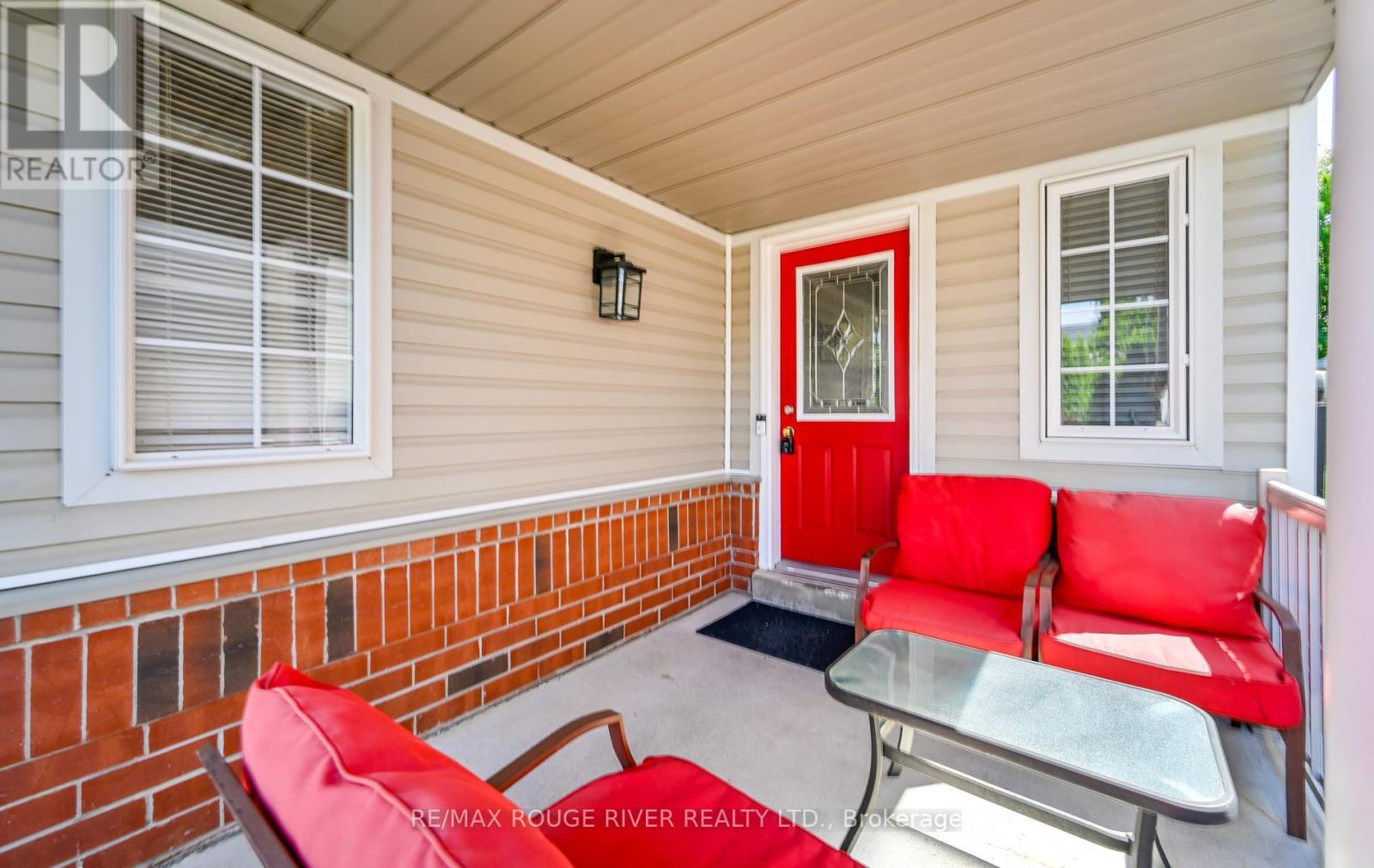 452 Nottingham Crescent, Oshawa, Ontario  L1K 2V6 - Photo 4 - E13461758