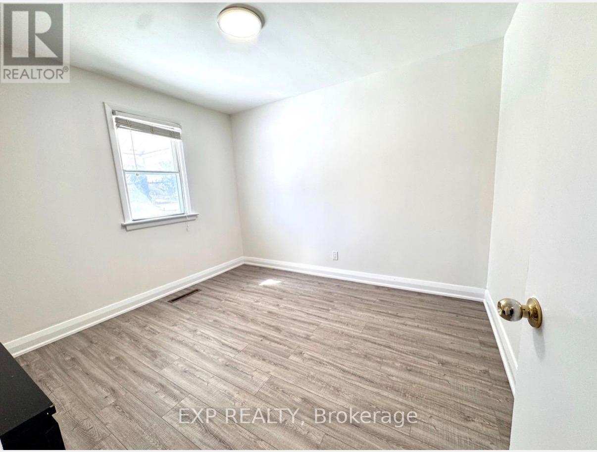 Main - 119 Earlton Road, Toronto, Ontario  M1T 2R8 - Photo 4 - E13461776
