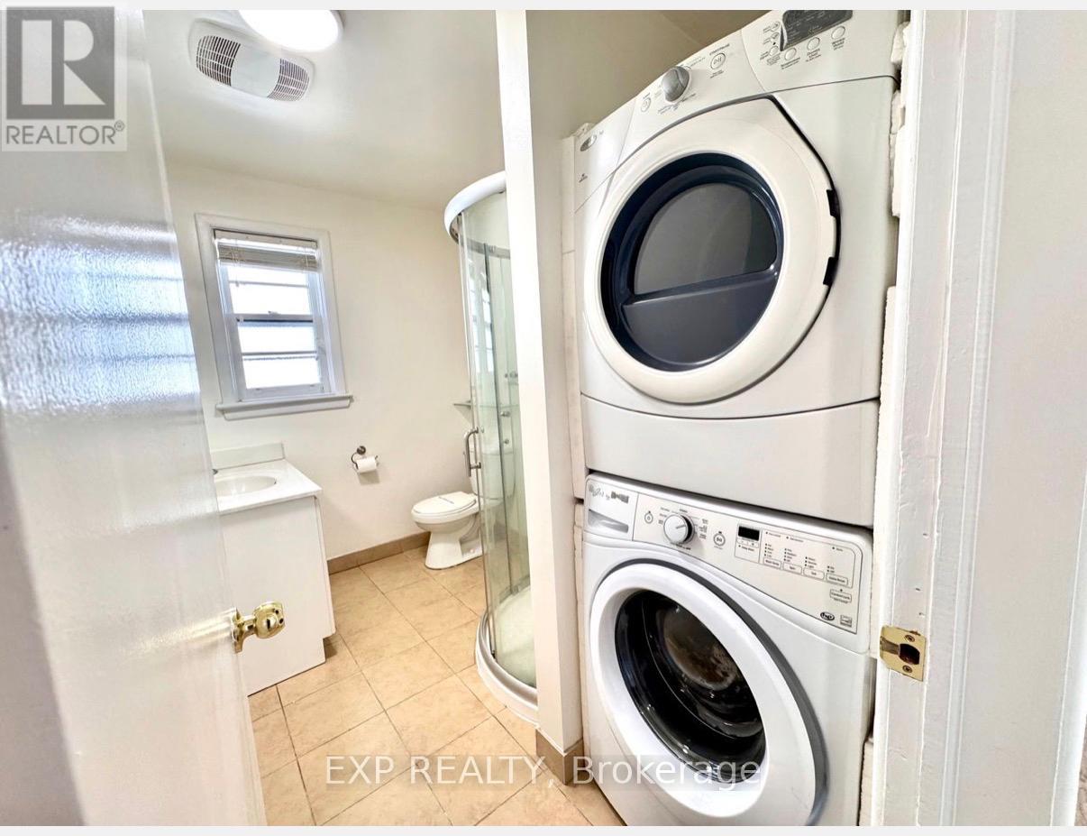 Main - 119 Earlton Road, Toronto, Ontario  M1T 2R8 - Photo 9 - E13461776