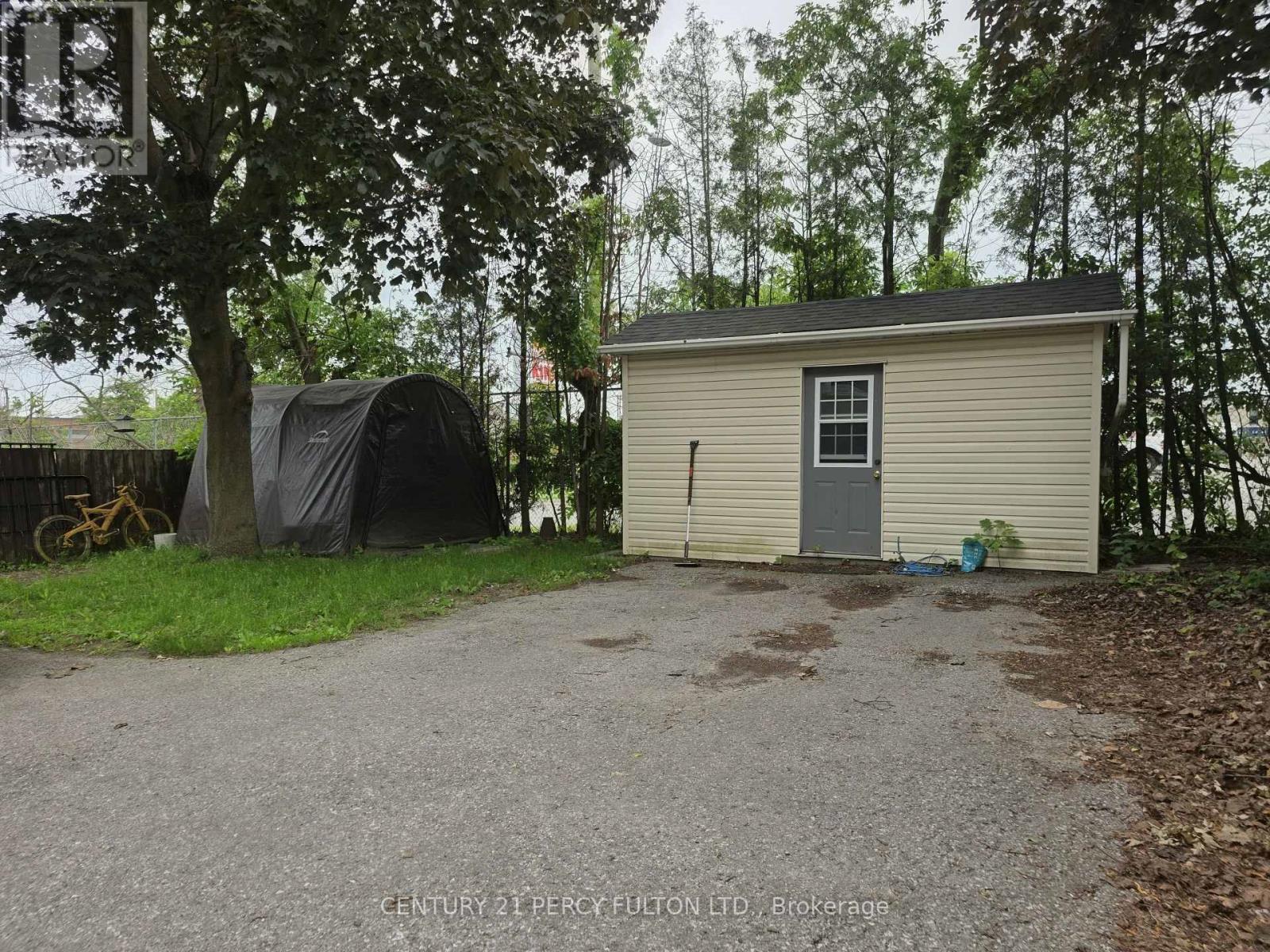 345 Buena Vista Avenue, Oshawa, Ontario  L1J 2M6 - Photo 2 - E13461778
