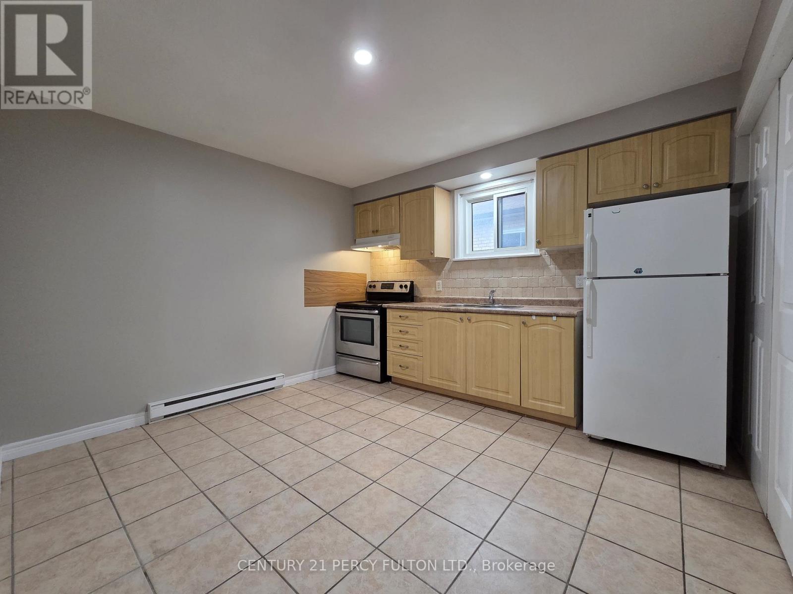 345 Buena Vista Avenue, Oshawa, Ontario  L1J 2M6 - Photo 4 - E13461778