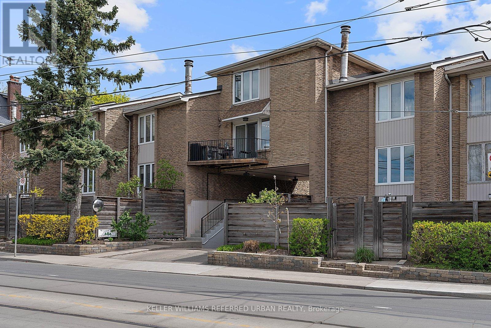 4 - 2 WITHROW AVENUE, Toronto, Ontario