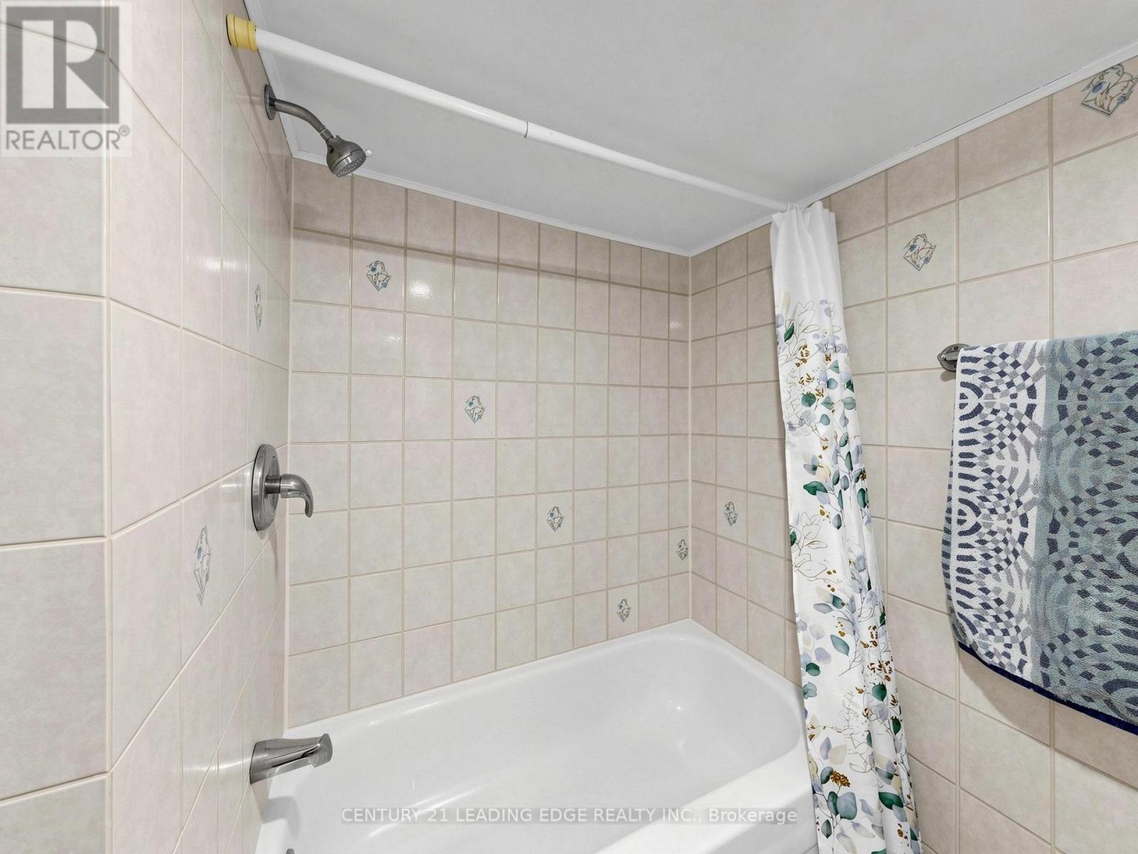 19 Deverill Crescent, Ajax, Ontario  L1T 1S7 - Photo 35 - E13462020