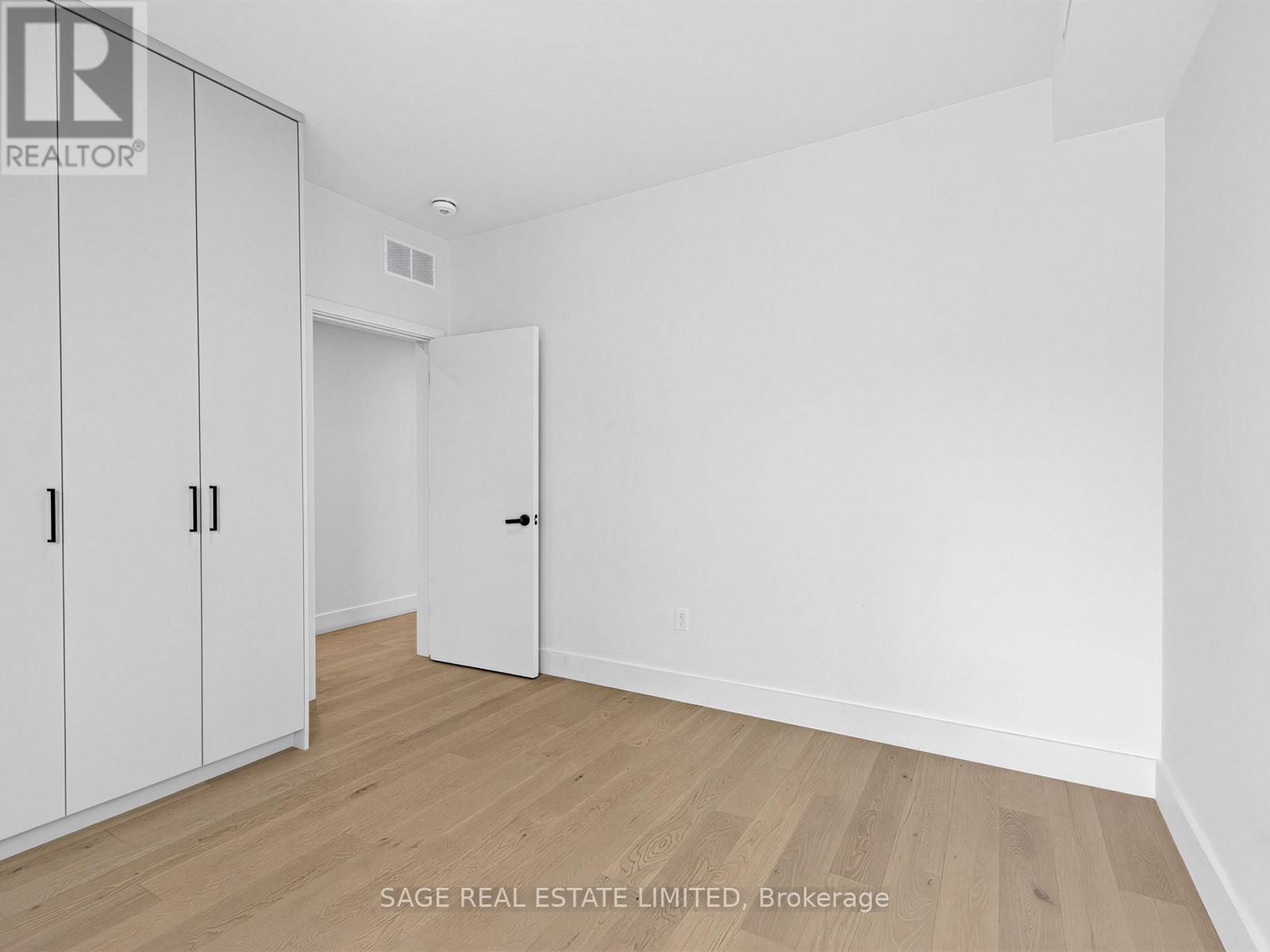 1 - 909 Castlefield Avenue, Toronto, Ontario  M6B 1C9 - Photo 24 - W13233956
