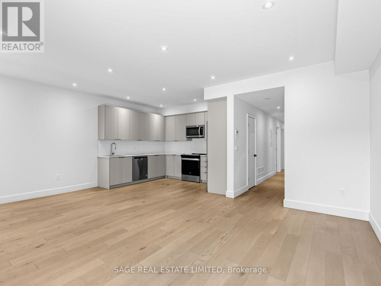 1 - 909 Castlefield Avenue, Toronto, Ontario  M6B 1C9 - Photo 8 - W13233956