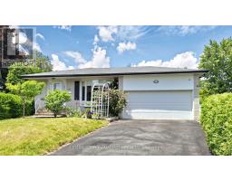 651 MOSSBANK COURT, Newmarket, Ontario