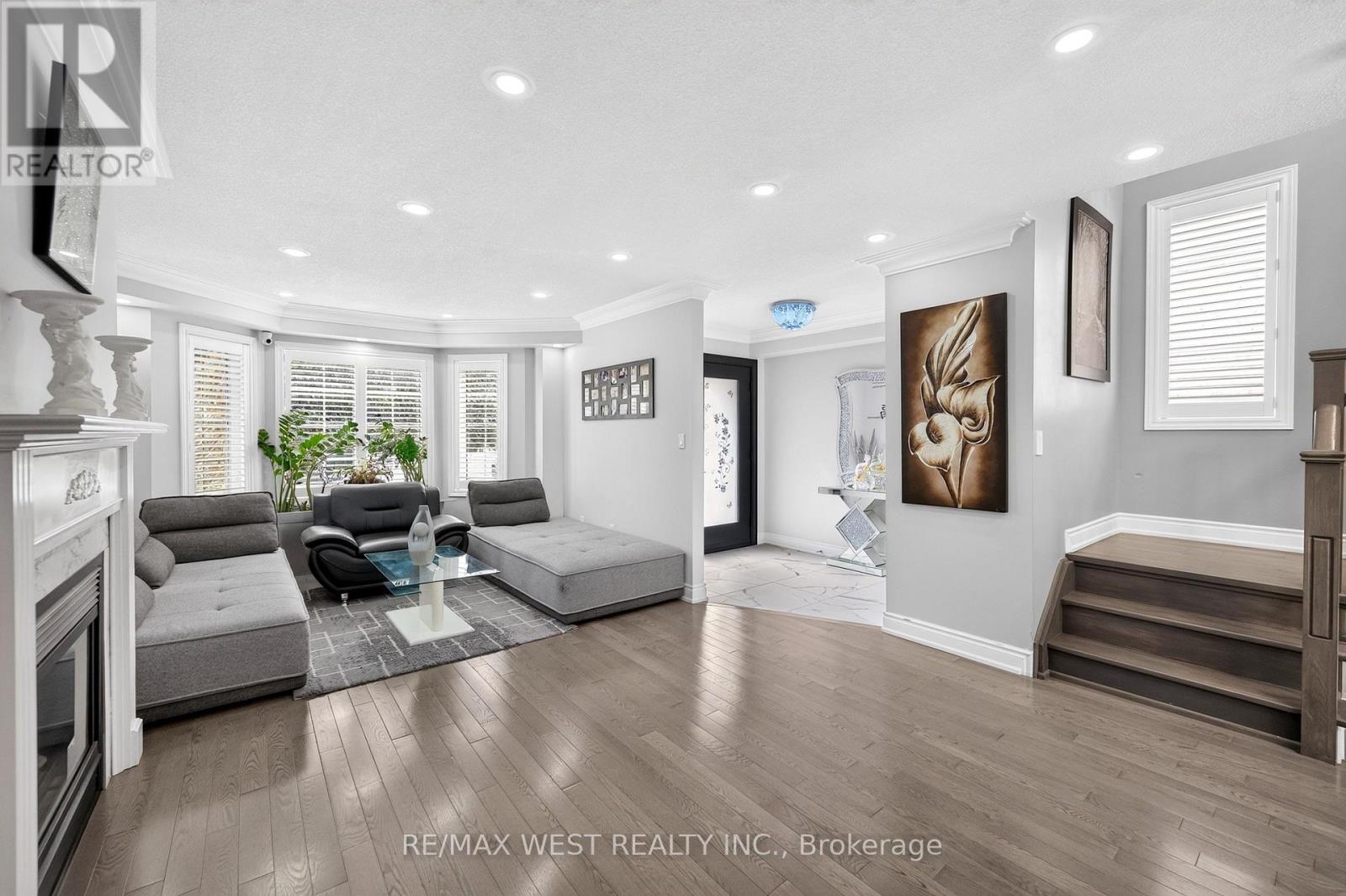 46 Villa Antica Drive, Vaughan, Ontario  L4H 1P9 - Photo 12 - N13461872