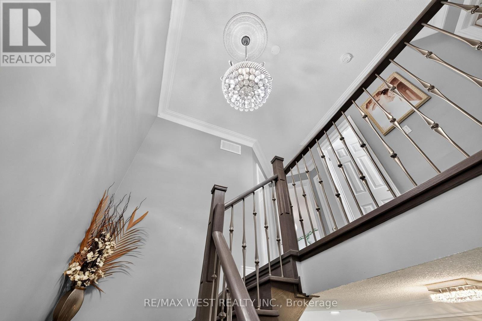 46 Villa Antica Drive, Vaughan, Ontario  L4H 1P9 - Photo 23 - N13461872
