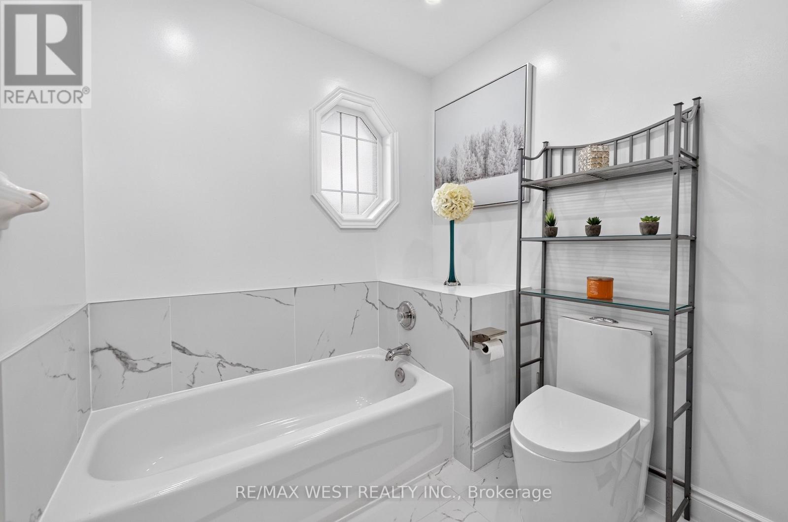 46 Villa Antica Drive, Vaughan, Ontario  L4H 1P9 - Photo 28 - N13461872
