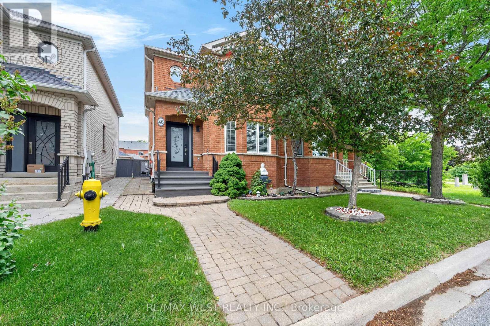 46 Villa Antica Drive, Vaughan, Ontario  L4H 1P9 - Photo 3 - N13461872