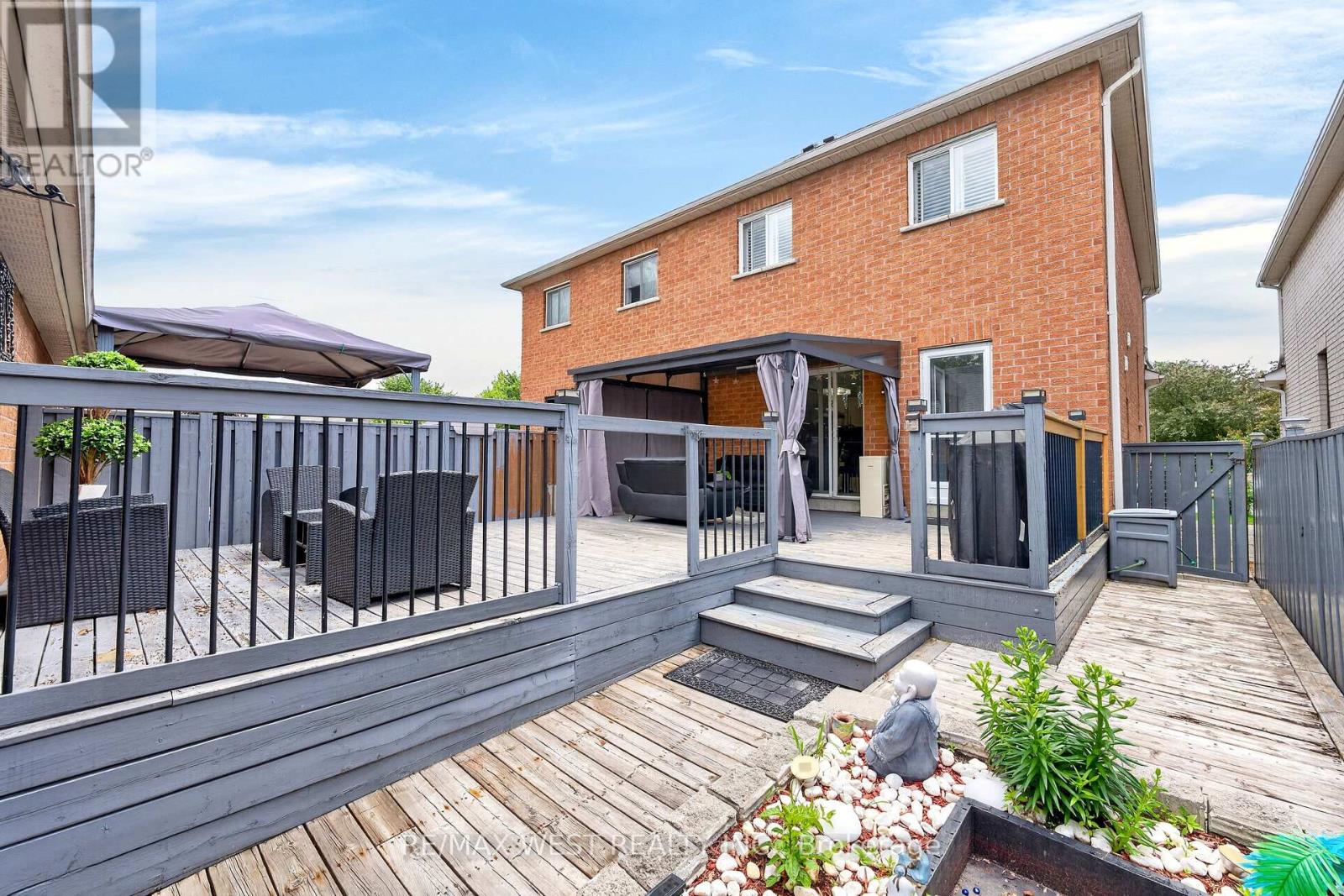 46 Villa Antica Drive, Vaughan, Ontario  L4H 1P9 - Photo 45 - N13461872