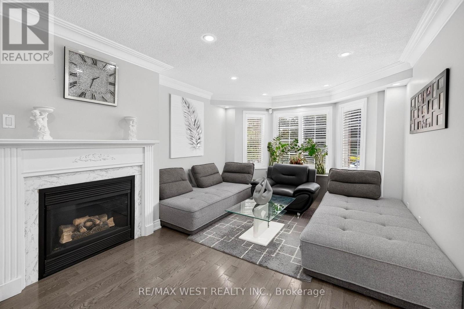 46 Villa Antica Drive, Vaughan, Ontario  L4H 1P9 - Photo 6 - N13461872