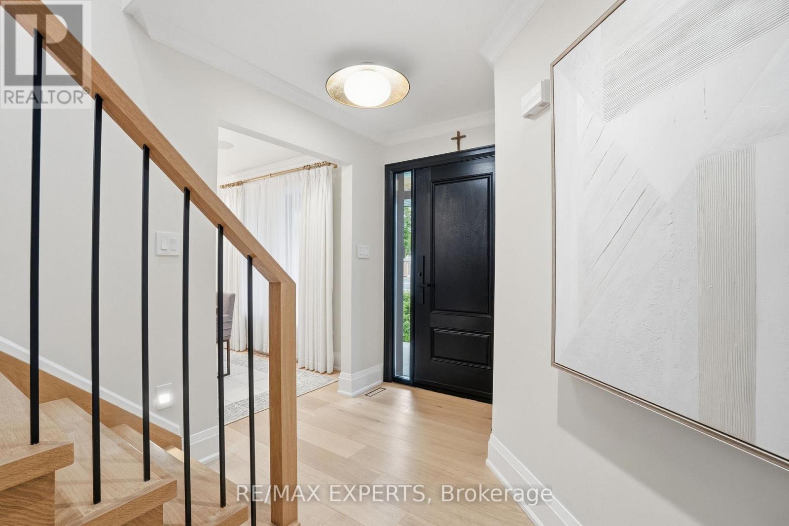 8 Brent Road, East Gwillimbury, Ontario  L9N 1R9 - Photo 5 - N13461910
