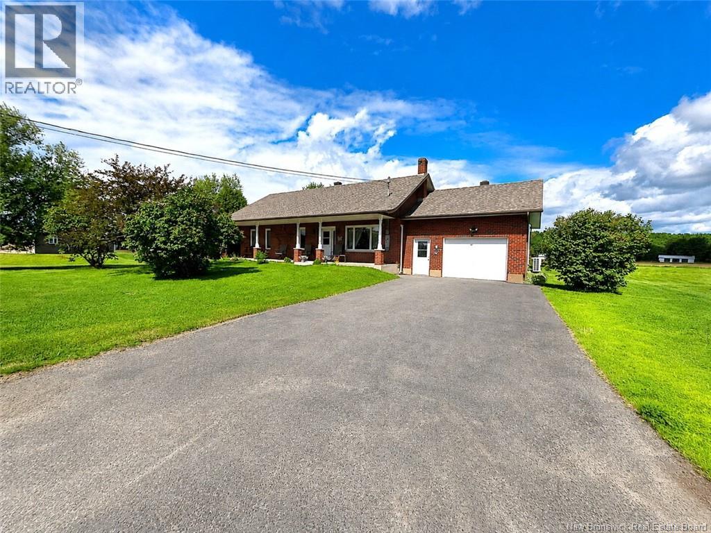 2923 Route 205, Saint-François-De-Madawaska, New Brunswick  E7A 1R4 - Photo 1 - NB141755