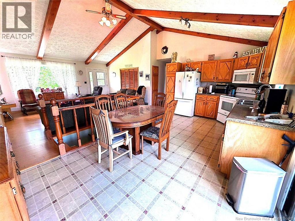 2923 Route 205, Saint-François-De-Madawaska, New Brunswick  E7A 1R4 - Photo 3 - NB141755