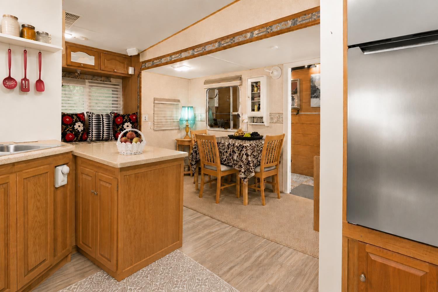 49 1650 Columbia Valley Road, Columbia Valley, Columbia Valley, British Columbia  V2R 4X4 - Photo 12 - R3131248