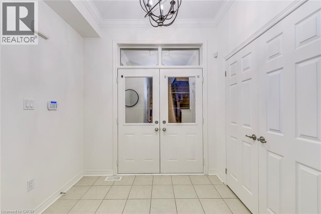 3087 Eberly Woods Drive, Oakville, Ontario  L6M 0T7 - Photo 4 - 40841098
