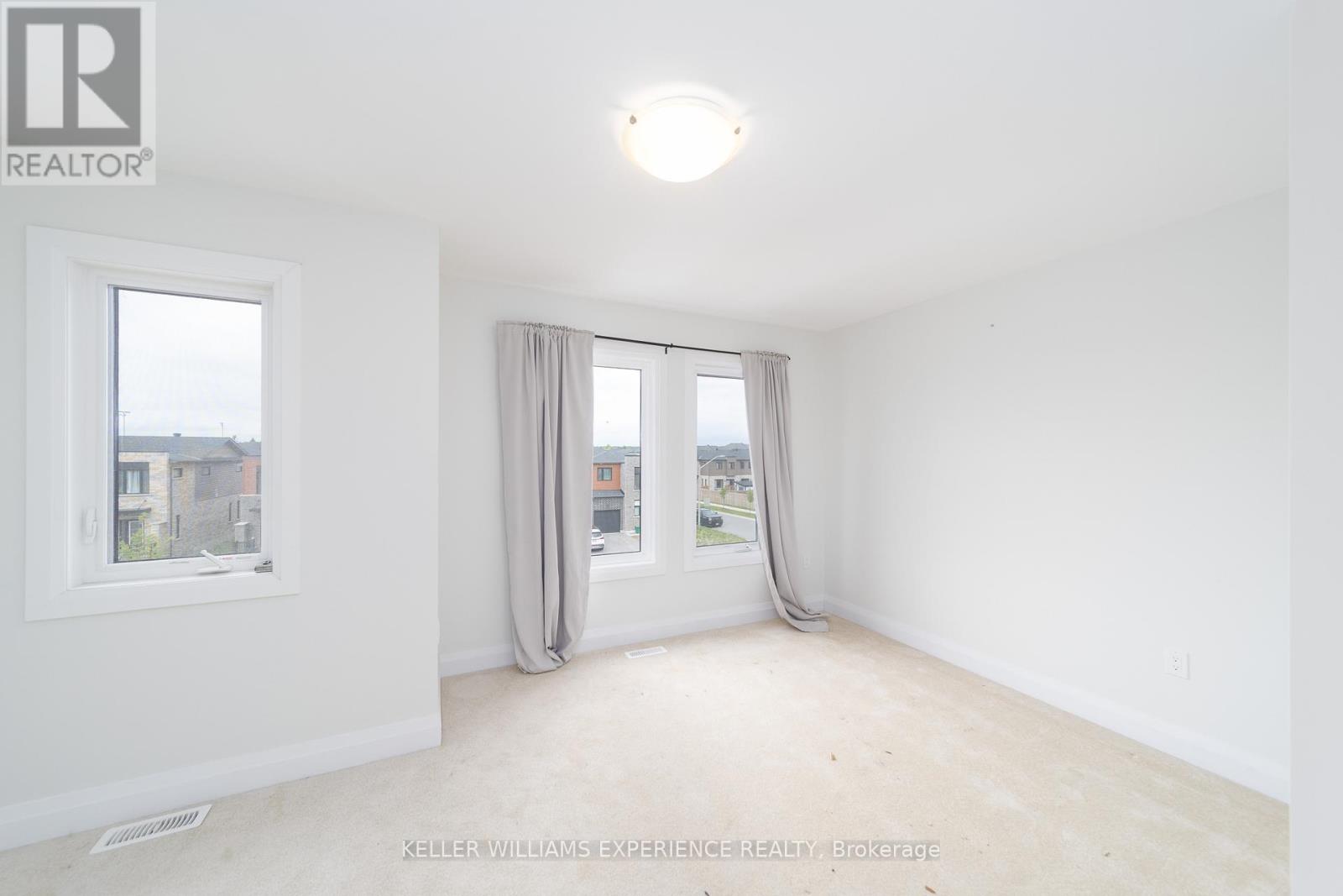 101 Fairlane Avenue, Barrie (Painswick South), Ontario  L9J 0M5 - Photo 14 - S13461736