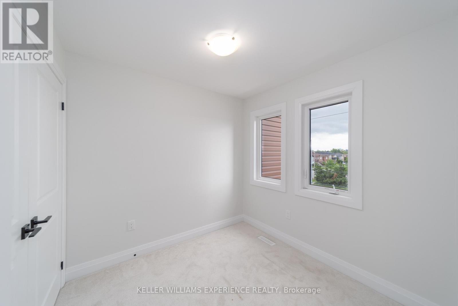 101 Fairlane Avenue, Barrie (Painswick South), Ontario  L9J 0M5 - Photo 18 - S13461736