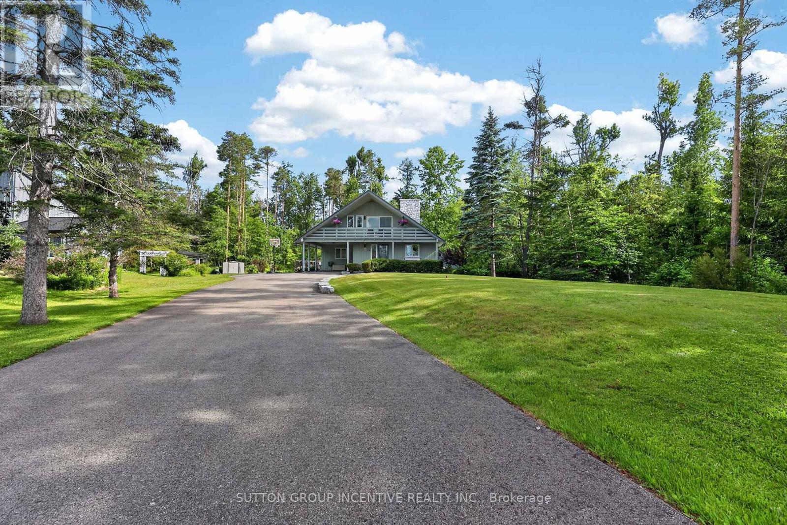 24 Brambel Road, Oro-Medonte, Ontario  L0L 2L0 - Photo 2 - S13461916