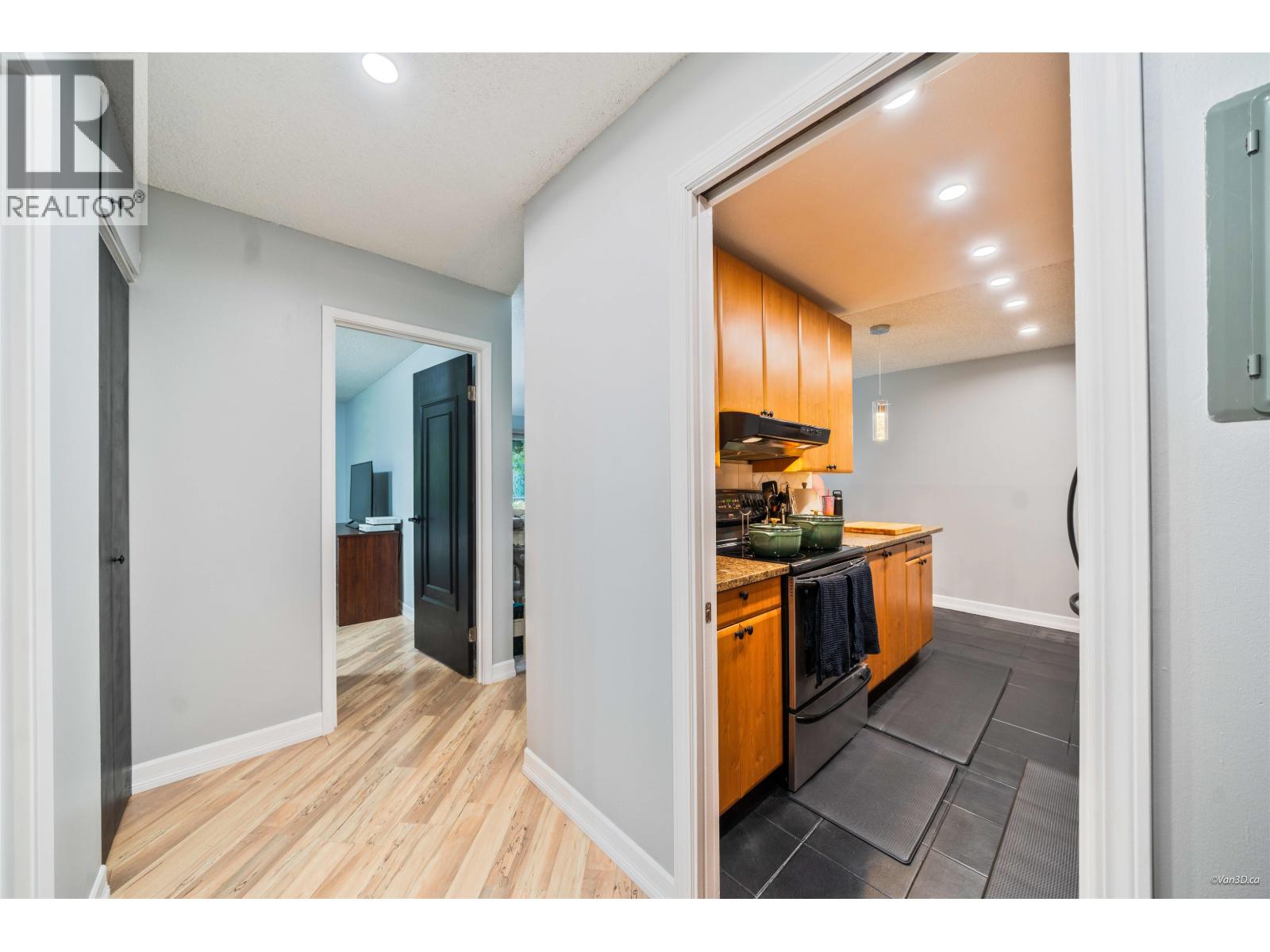 107 3911 Carrigan Court, Burnaby, British Columbia  V3N 4J7 - Photo 15 - R3137169