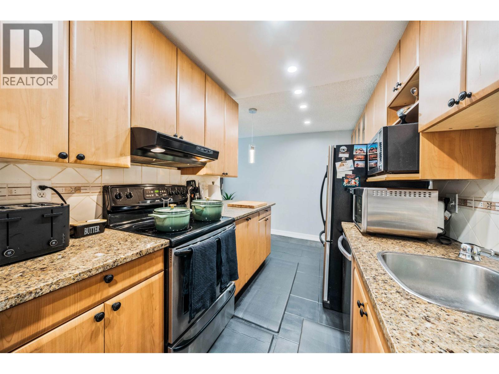 107 3911 Carrigan Court, Burnaby, British Columbia  V3N 4J7 - Photo 10 - R3137169