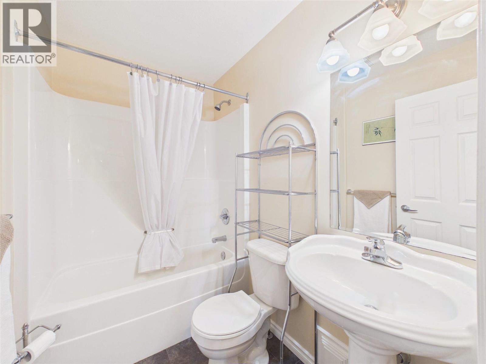2325 Mt Baker Crescent, Cranbrook, British Columbia  V1C 6L4 - Photo 19 - 10391812