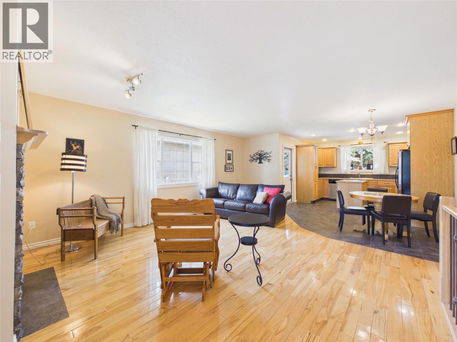 2325 Mt Baker Crescent, Cranbrook, British Columbia  V1C 6L4 - Photo 12 - 10391812