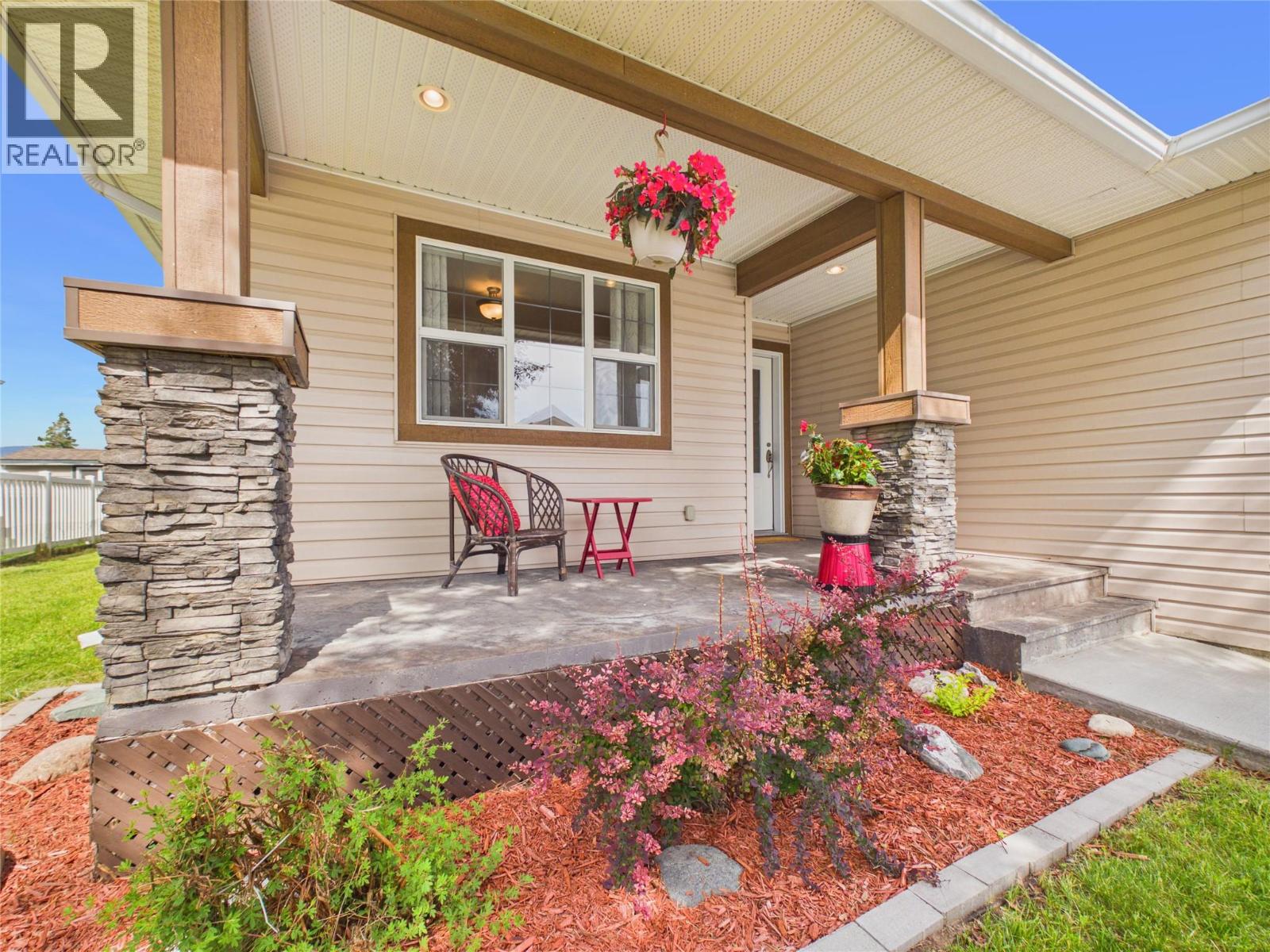 2325 Mt Baker Crescent, Cranbrook, British Columbia  V1C 6L4 - Photo 4 - 10391812