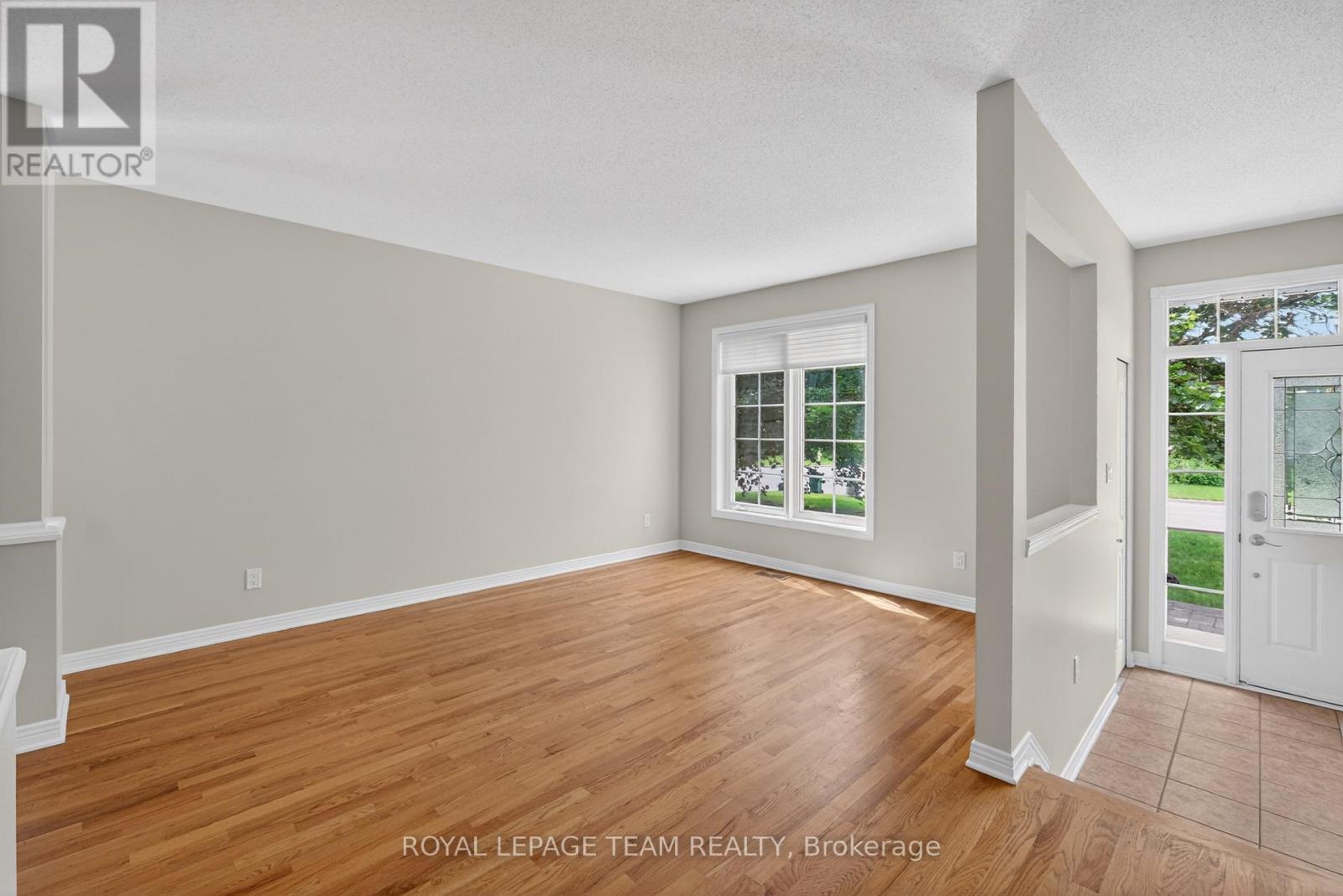 875 Giant Cedars Crescent, Ottawa, Ontario  K1V 1P1 - Photo 8 - X13462094