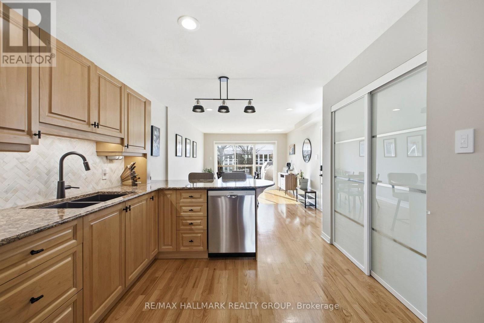 303b James Street, Ottawa, Ontario  K1R 5M8 - Photo 8 - X13462150