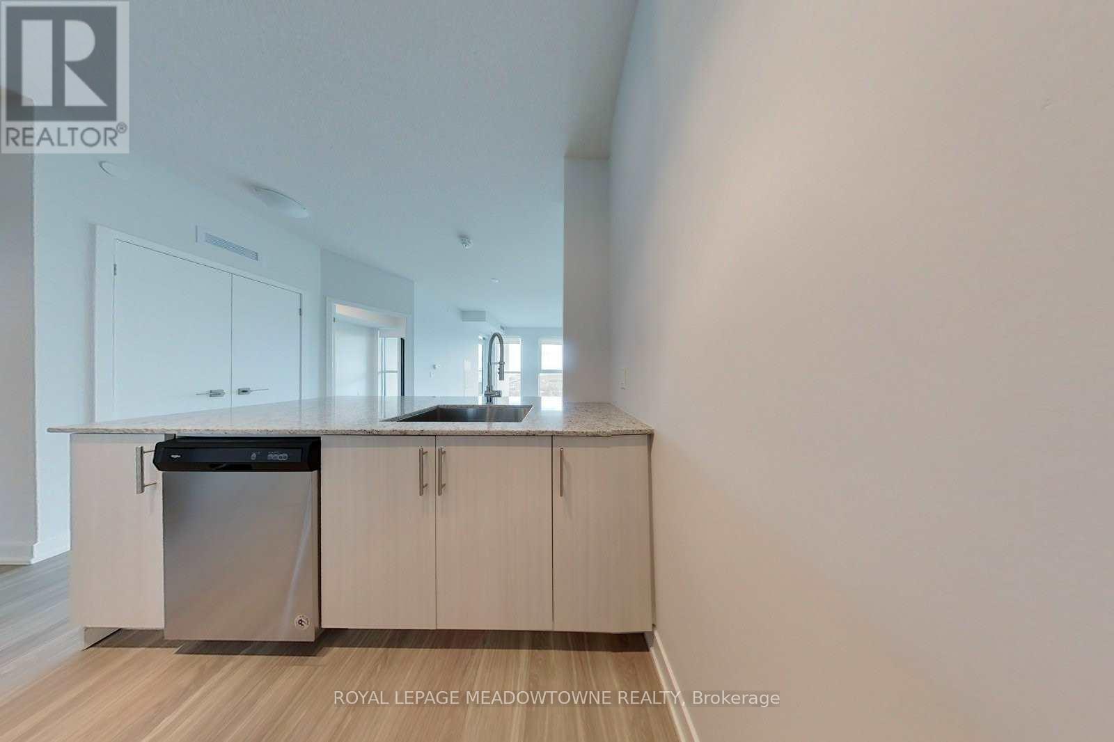 2521 - 4055 Parkside Village Drive, Mississauga, Ontario  L5B 0K8 - Photo 16 - W13461666