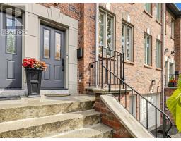 TH2 - 175 GRAND AVENUE, Toronto, Ontario