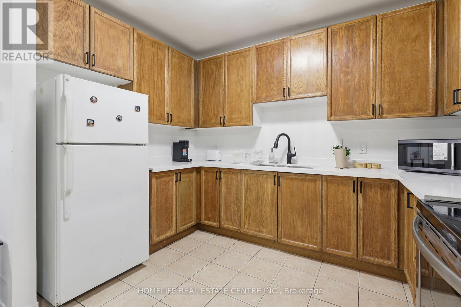 303 - 223 Jameson Avenue, Toronto, Ontario  M6K 2Y7 - Photo 6 - W13461686