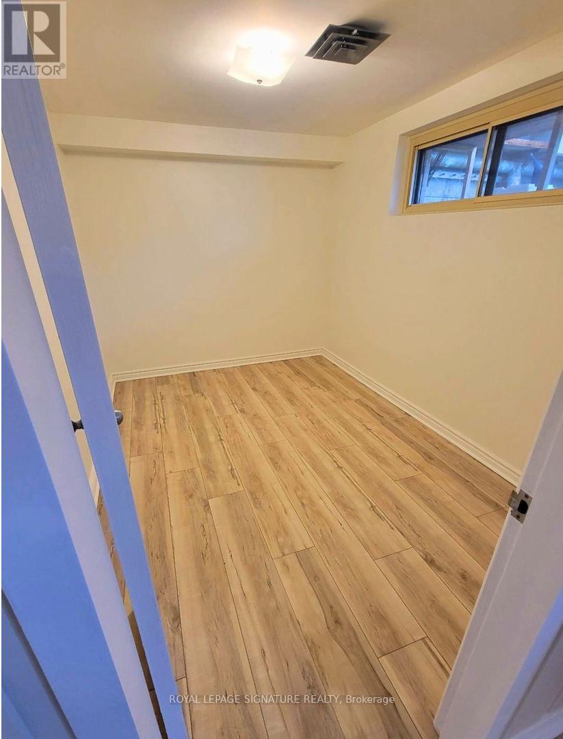 Lower - 64 Watney Crescent, Toronto, Ontario  M3L 2C9 - Photo 13 - W13461696