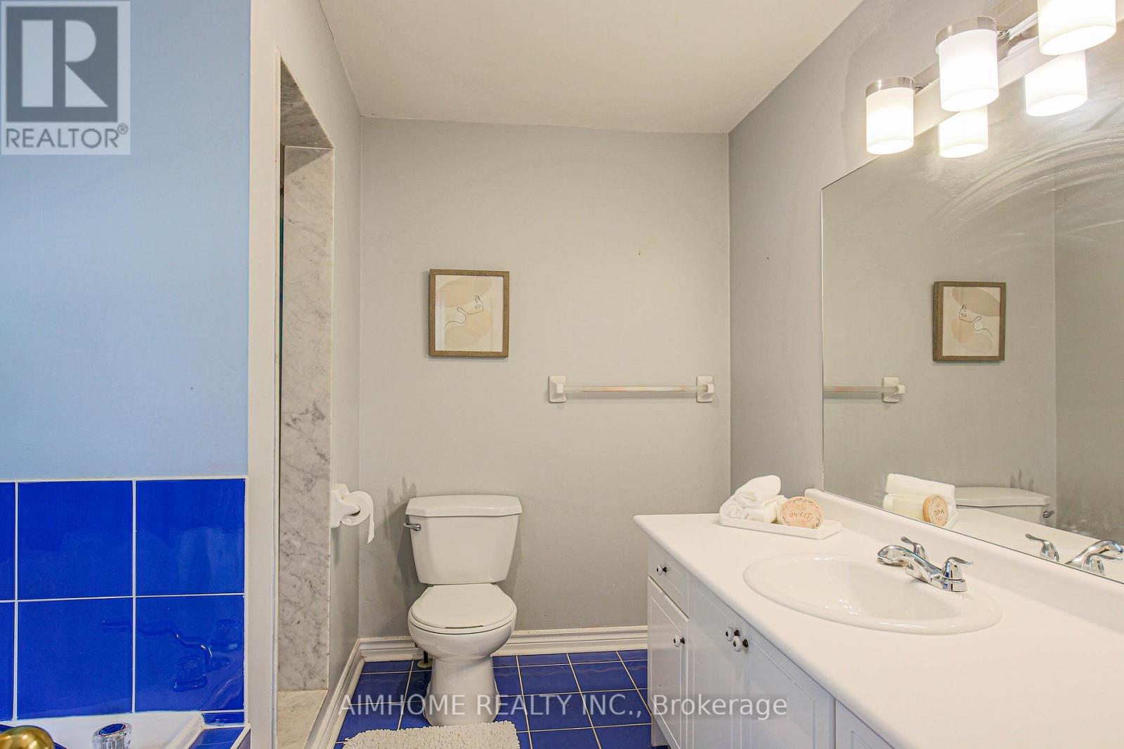 6401 Saratoga Way, Mississauga, Ontario L5N 7V4 - Photo 18 - W13461706