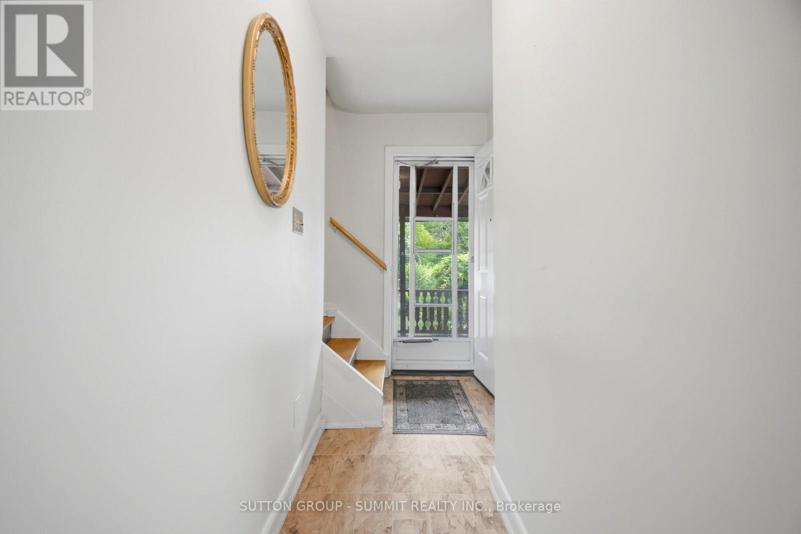 7 Earl Street, Mississauga, Ontario  L5M 1N6 - Photo 14 - W13461738