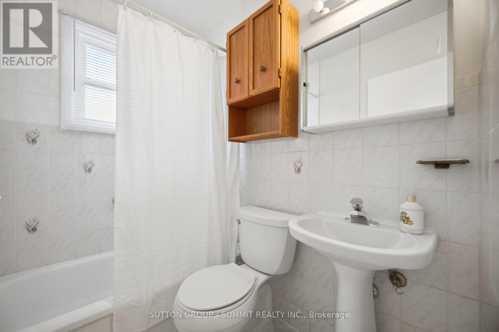 7 Earl Street, Mississauga, Ontario  L5M 1N6 - Photo 16 - W13461738