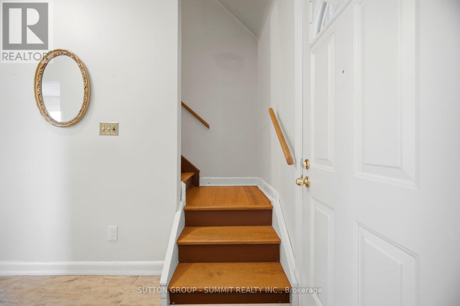 7 Earl Street, Mississauga, Ontario  L5M 1N6 - Photo 17 - W13461738