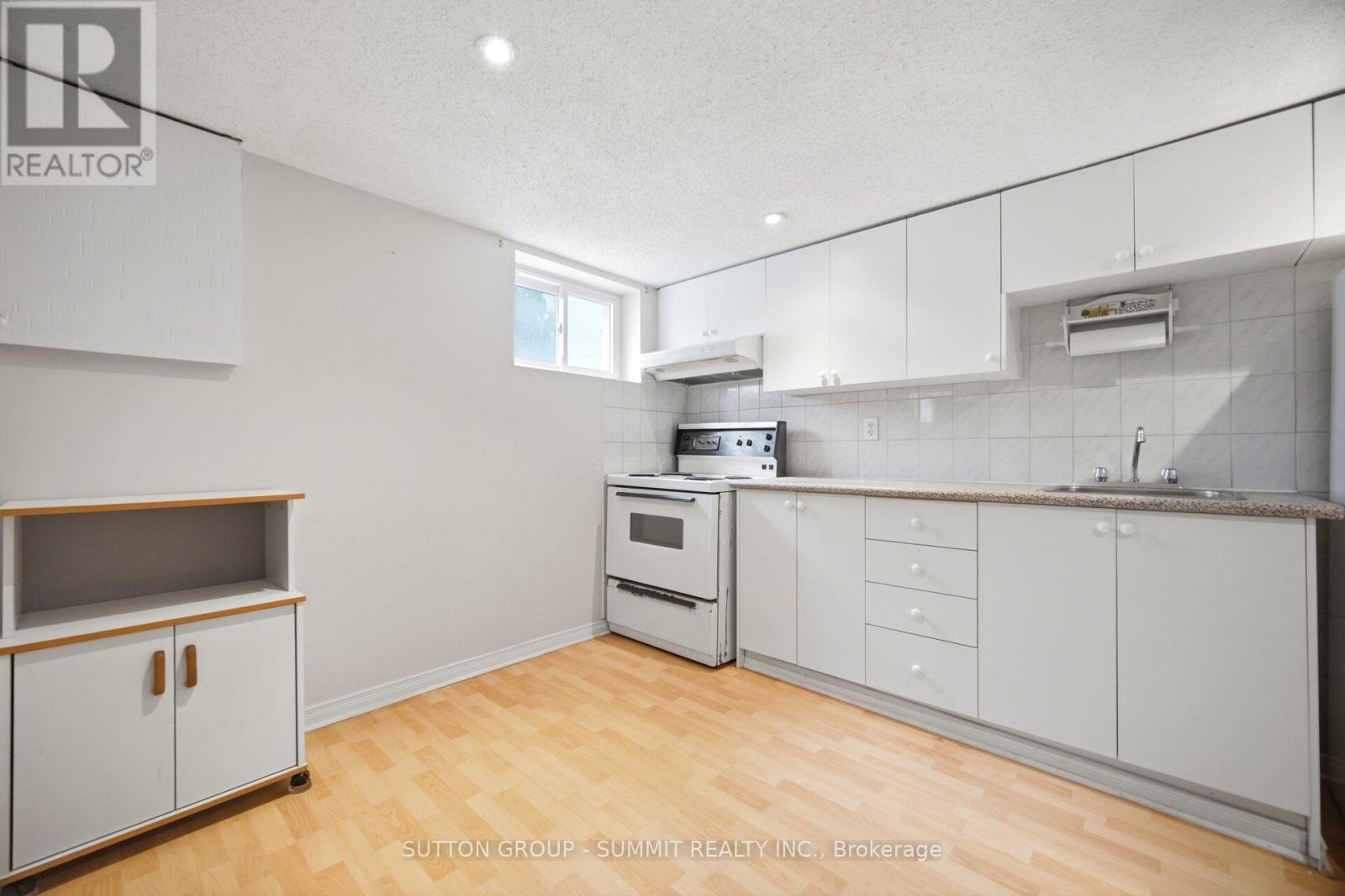 7 Earl Street, Mississauga, Ontario  L5M 1N6 - Photo 26 - W13461738