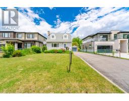7 EARL STREET, Mississauga, Ontario