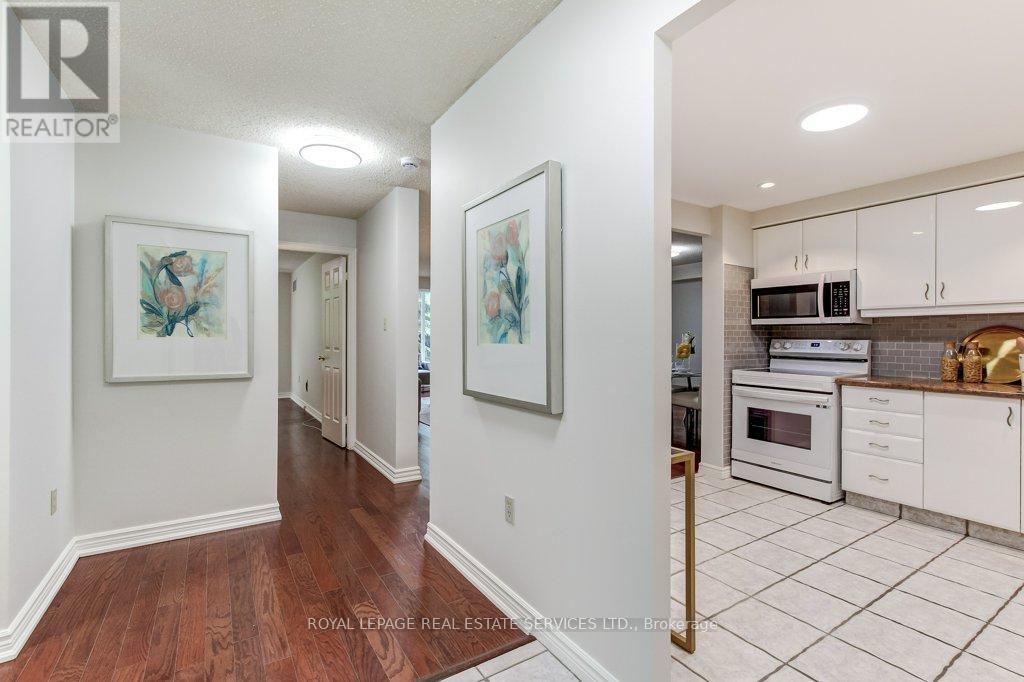 301 - 2121 Lakeshore Road, Burlington, Ontario  L7R 1C9 - Photo 11 - W13461766